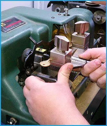 Lock Locksmith Services Redmond, WA 425-749-3863 - 18-key-making